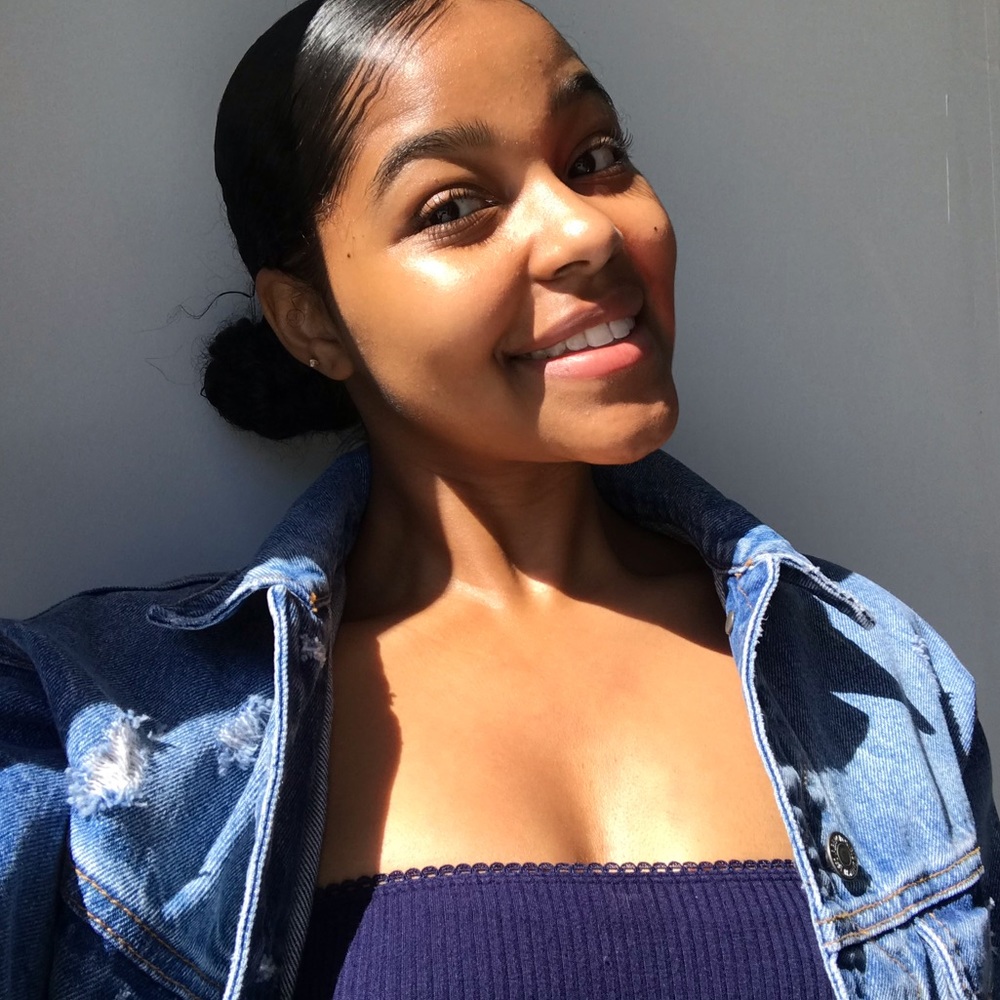 Meet your Posher, Elaina